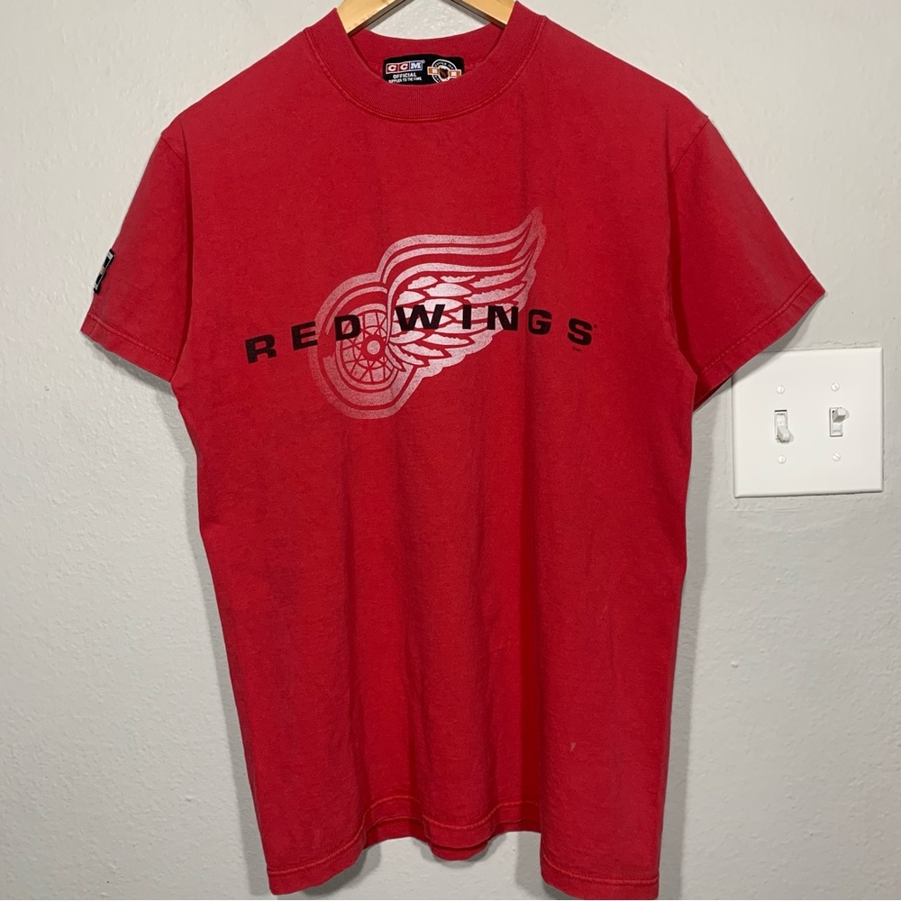 Vintage Detroit Red Wings CCM Hockey Red‎ Tee Medium